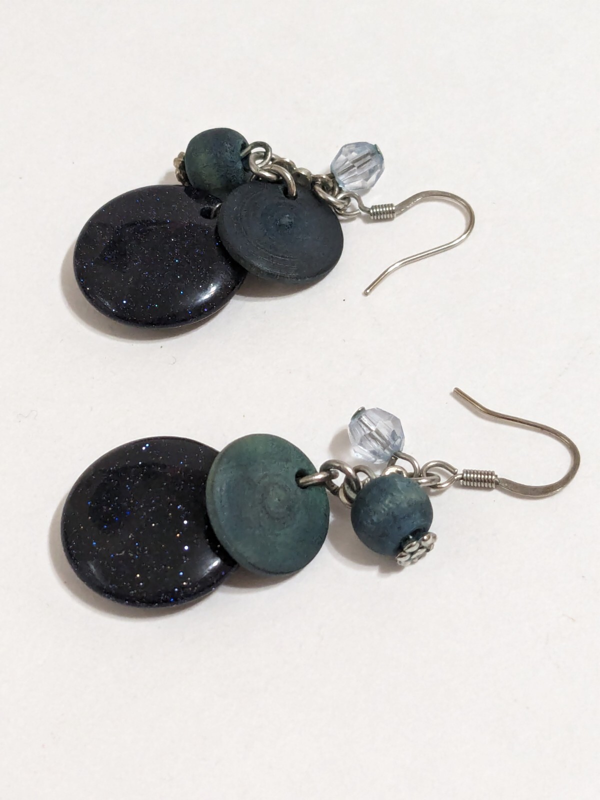 Lydell NYC NWT Silver Tone Blue Glitter Glass/Acrylic/Wood Beaded Earrings. 2″.