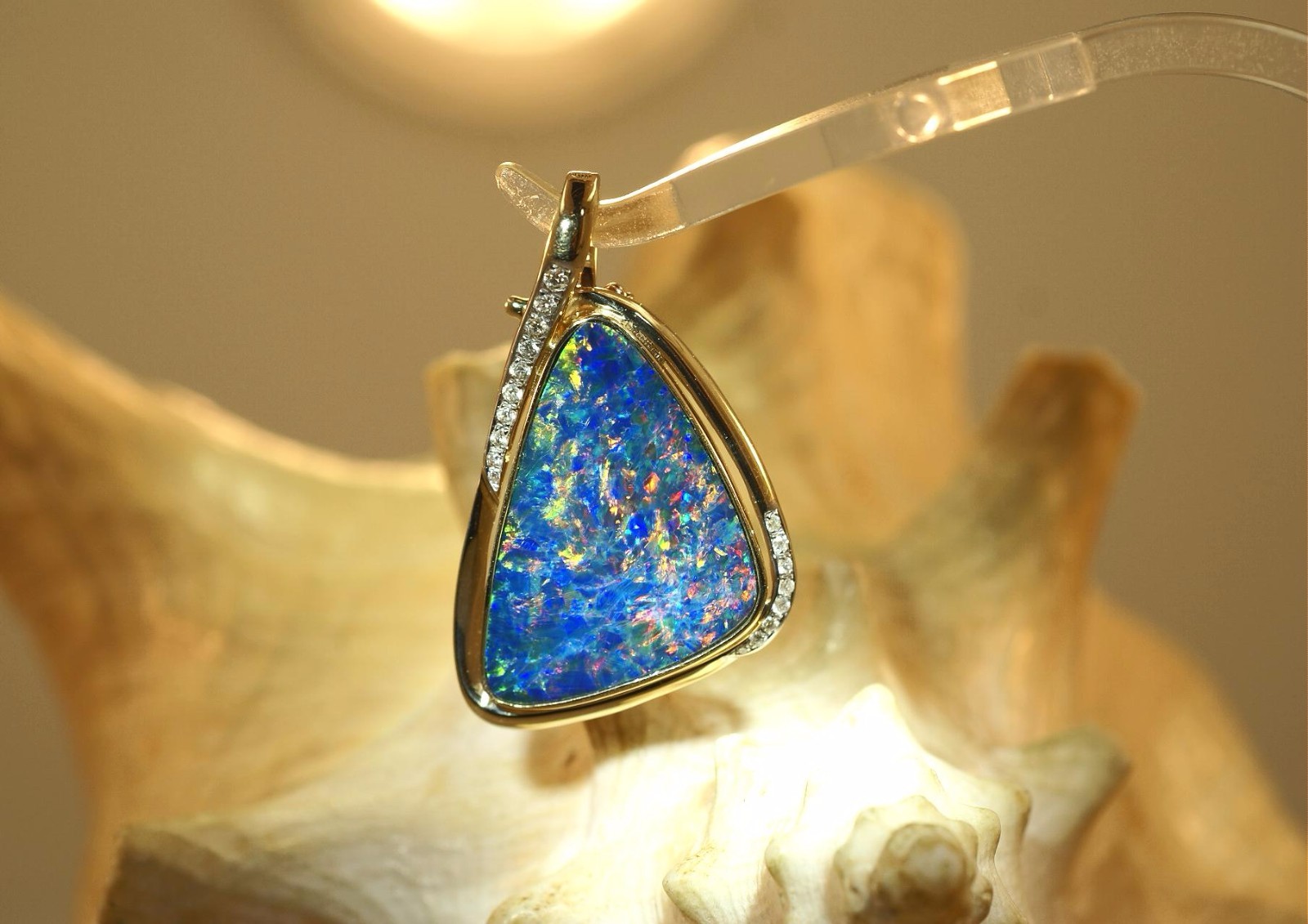 22.5MM 14K YELLOW GOLD GENUINE AUSTRALIAN DOUBLET OPAL DIAMOND ENHANCER PENDANT