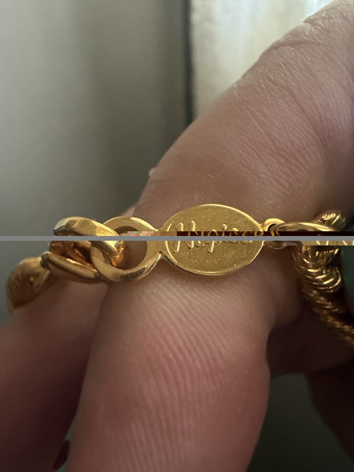 Vintage Napier Gold Tone Necklace 36 x 3/4cm Signed Designer Jewelry