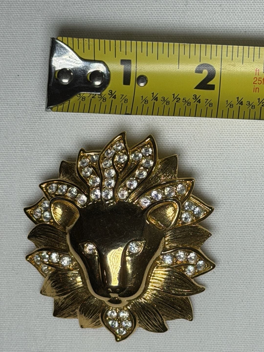 Vintage Alana Stewart Gold-Tone Lion Head Rhinestone Brooch and Pendant