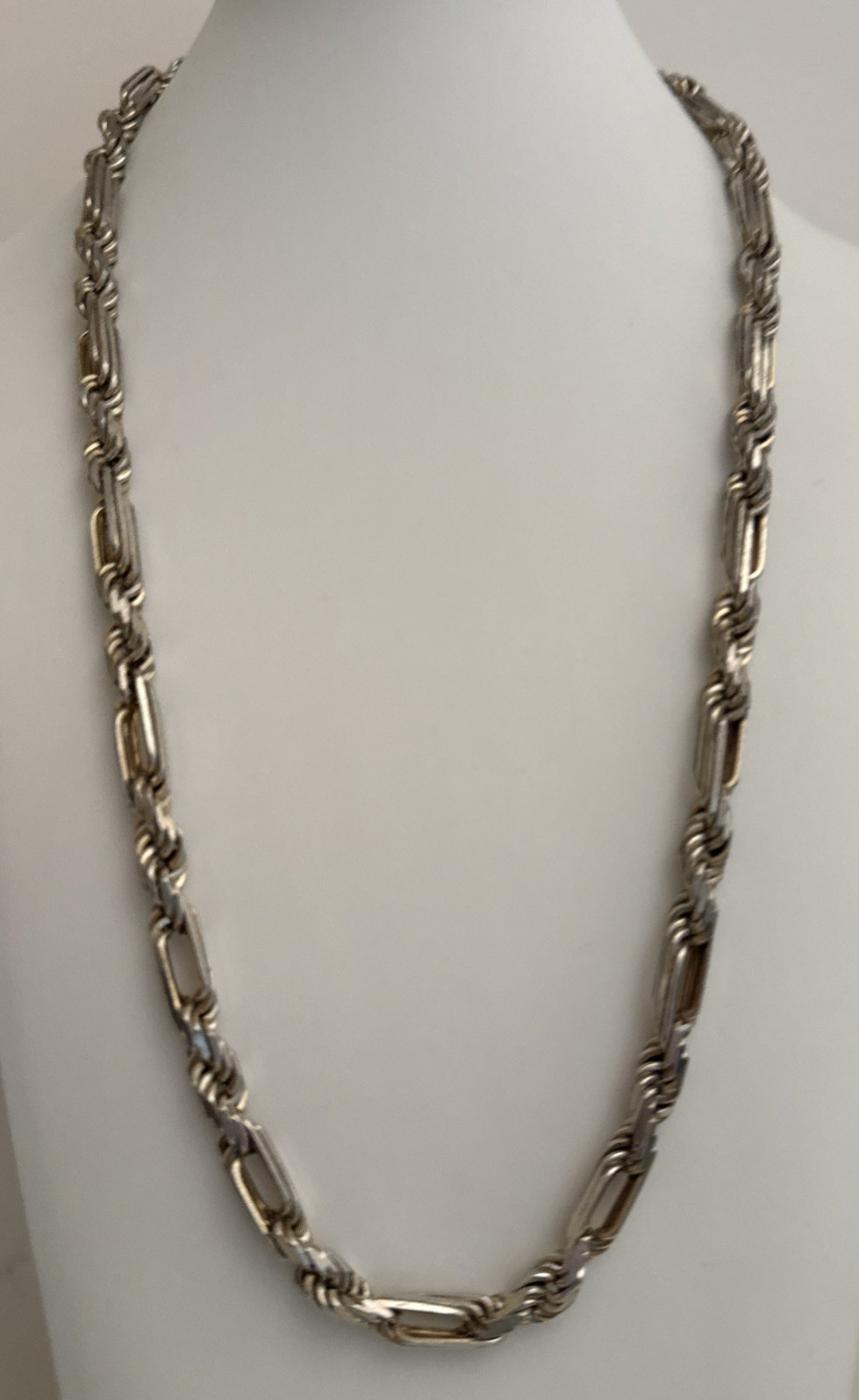 Italy 25.5″ Length Sterling Silver Figaro Chain 7.8mm (105 Gr)