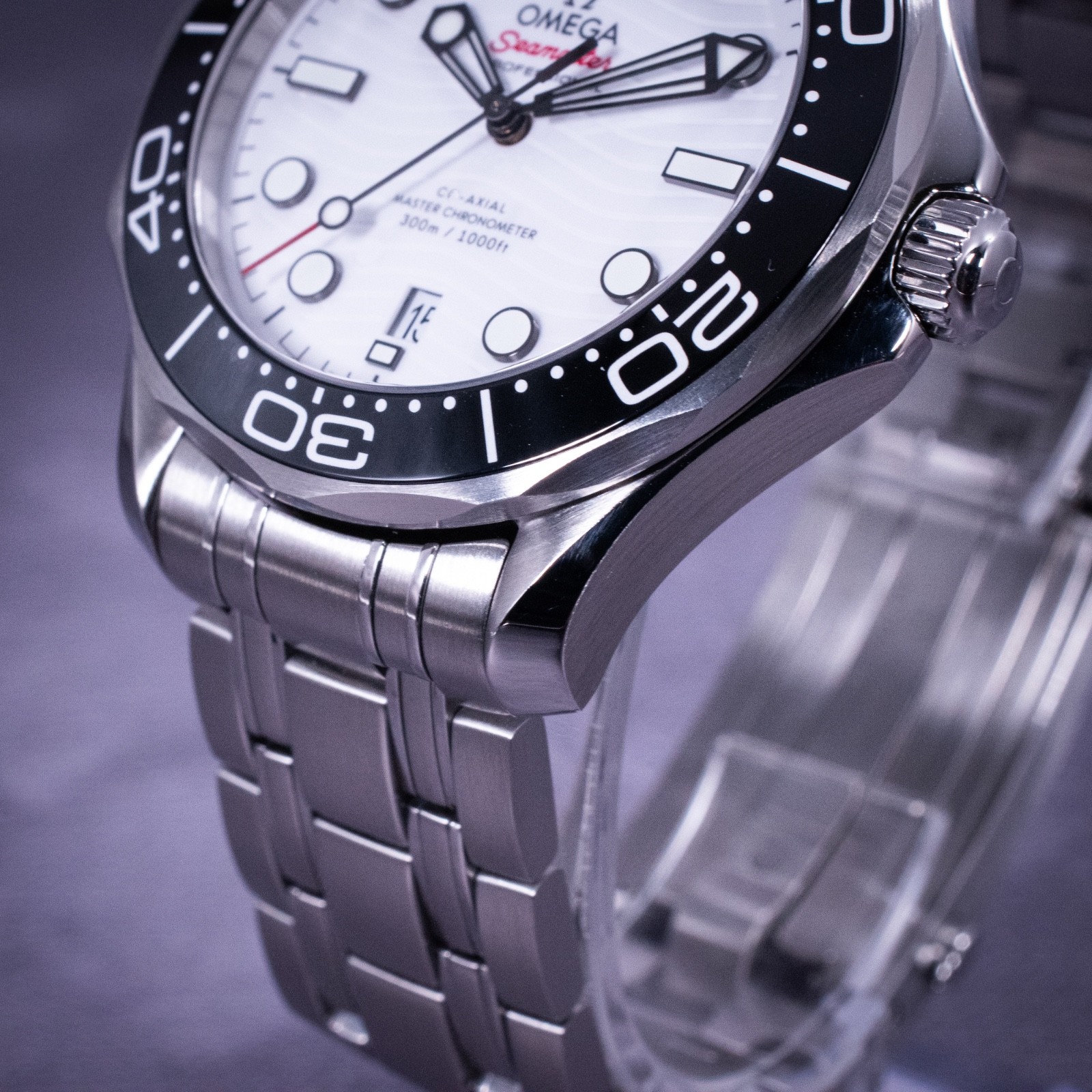 Omega Seamaster Diver 300M White Dial 42mm, Ref. 210.30.42.20.04.001 w/ B&P