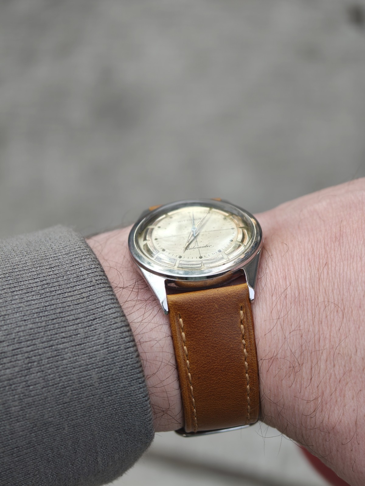 VINTAGE WITTNAUER COMPRESOR 1954 Cal. 11ARG 34mm Seis Made Tuxedo Dial