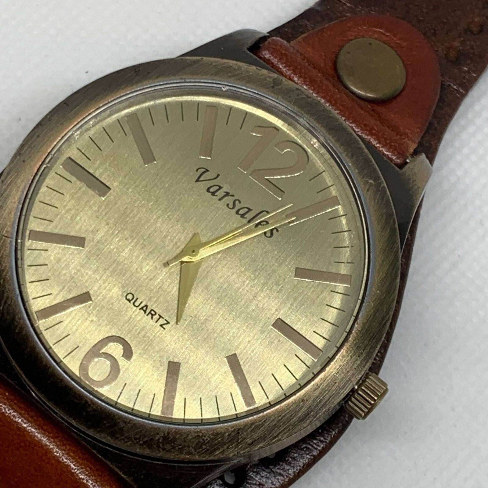 Varsales men quartz analog watch 45mm green dial brown leather running