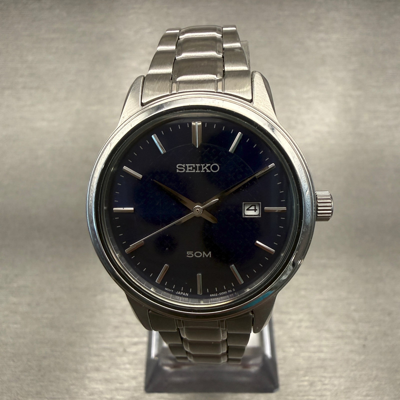 Seiko Watch Women 30mm Blue Dial Silver Tone Date Round 6N22-00F0 New Battery