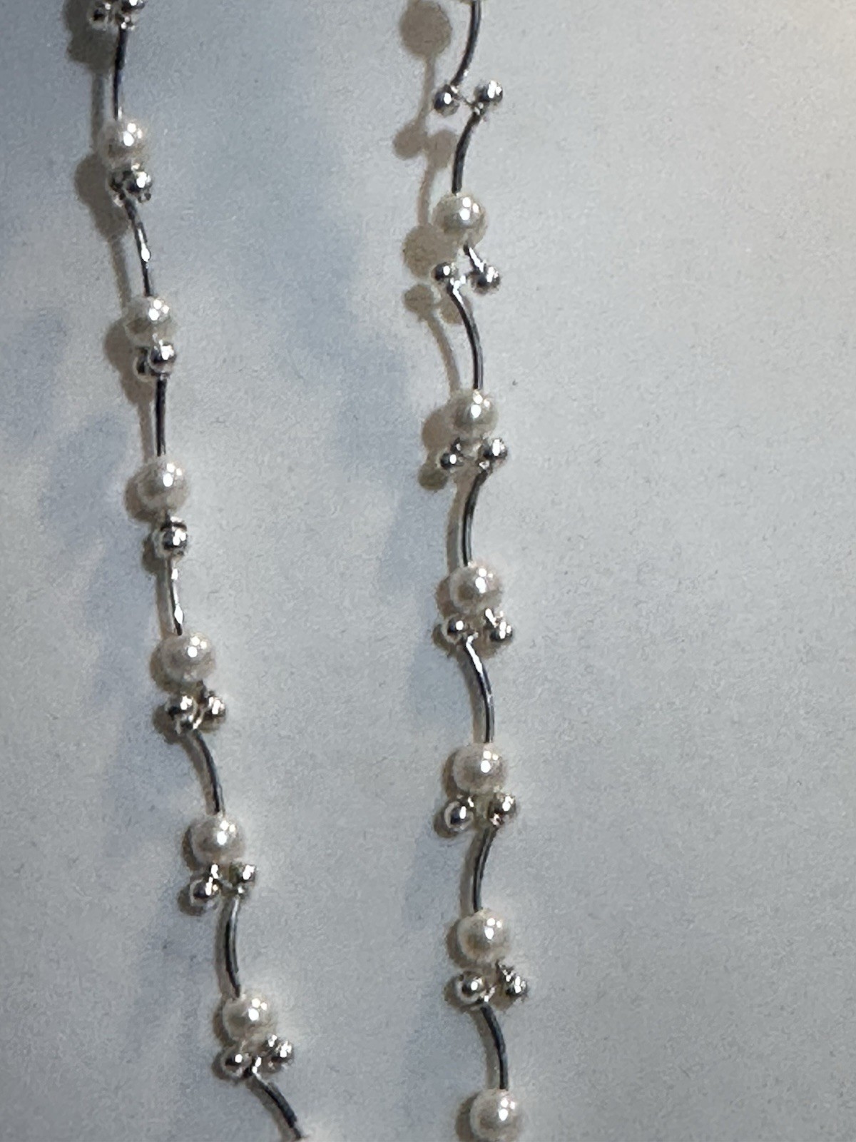 Elegant Twisted Faux Pearl Necklace with Silver-Tone Finish