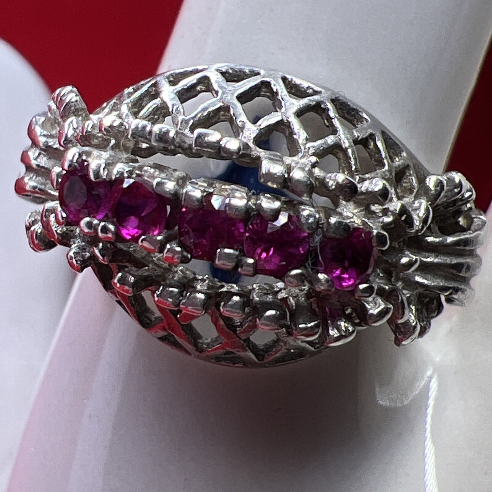 925 Sterling Silver Pink Stone Cocktail Ring Size 5.75 Vintage 3.17g