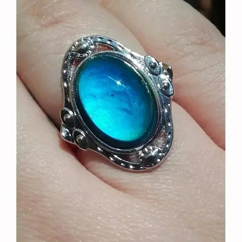 Women Vintage Magic Mood Ring Gem Heart Feeling Color Change Vintage Adjustable