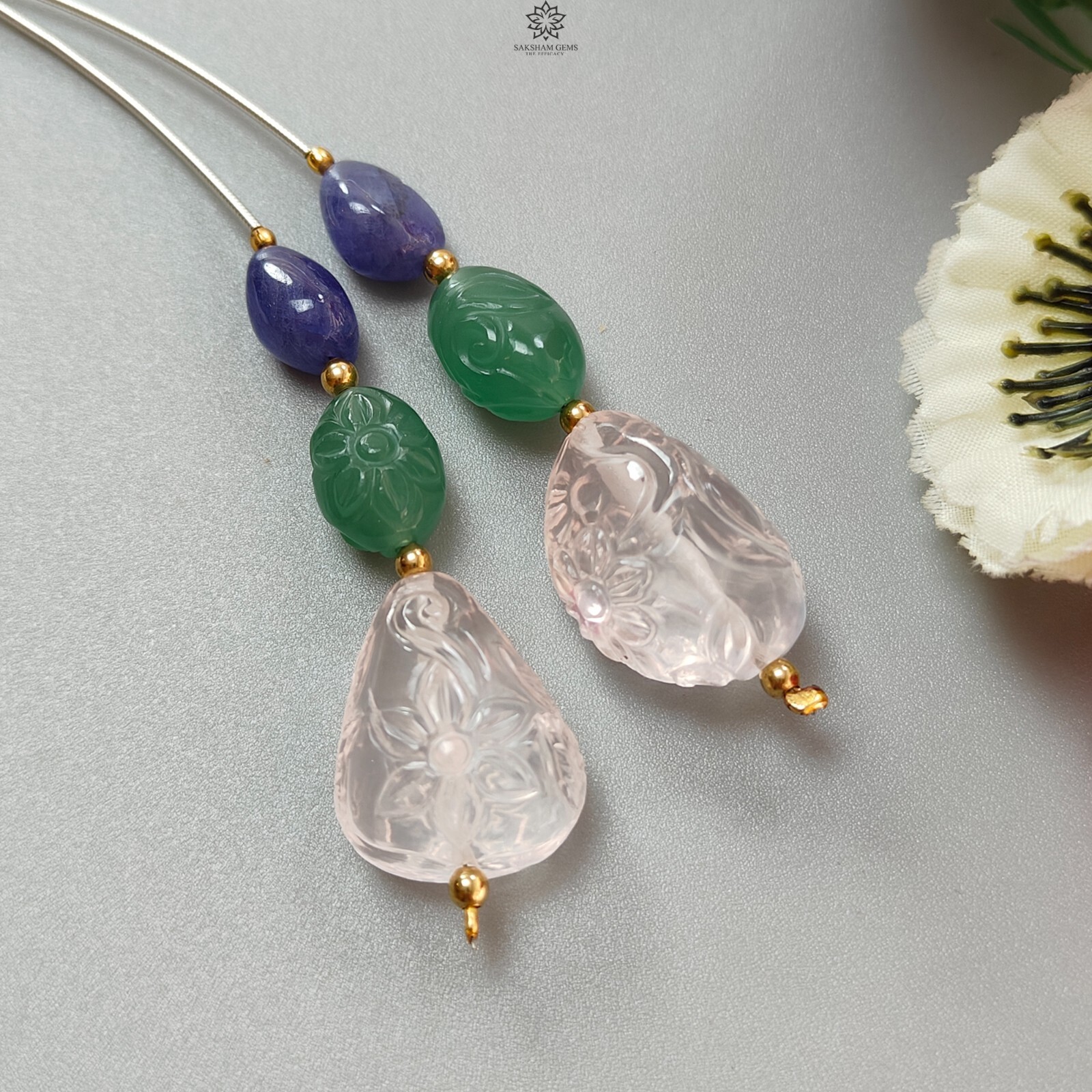 97.70cts Green Quartz & Blue Tanzanite Carved Fancy Beads 12*9mm – 24*16mm 2.30″