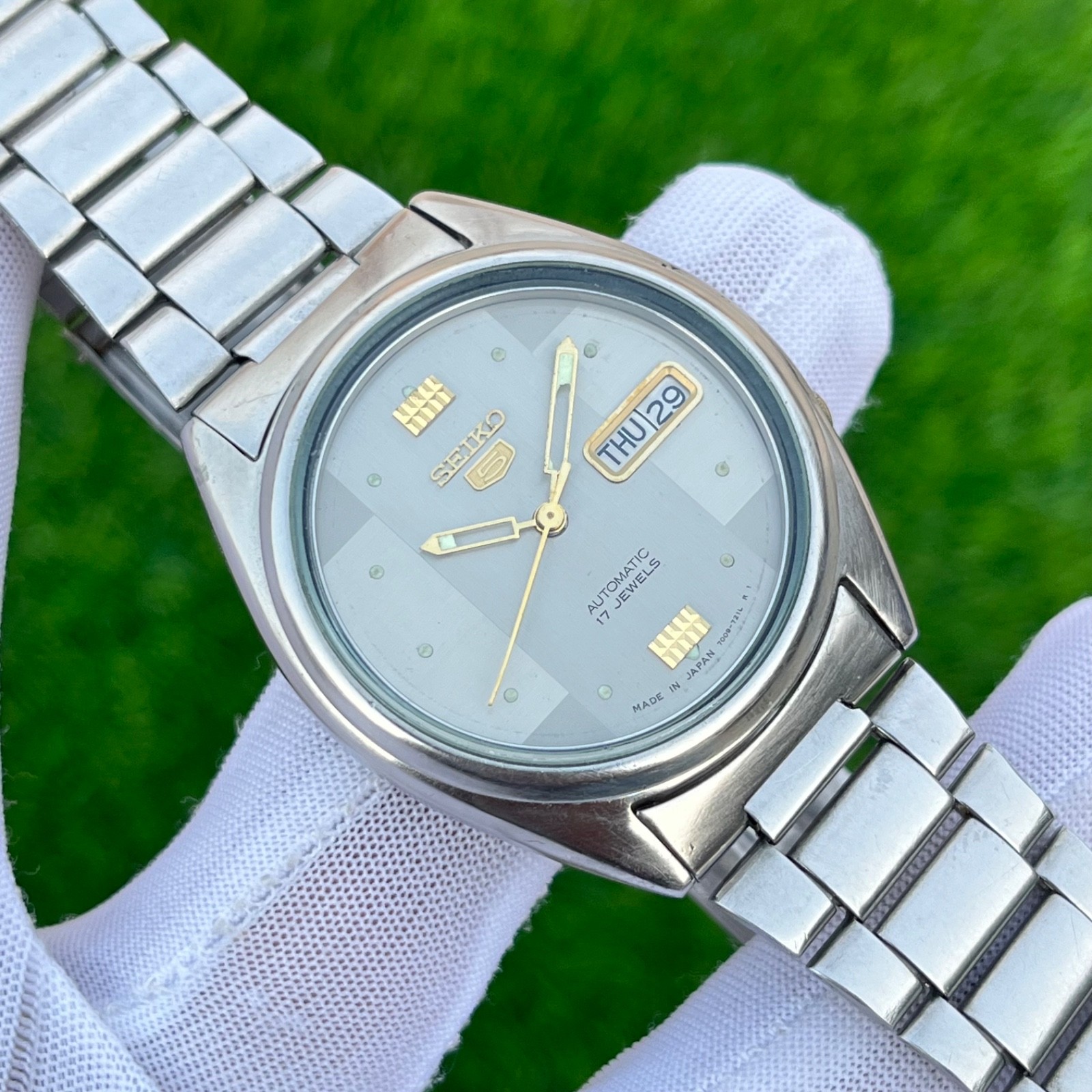 Vintage Seiko 5 Automatic Dress Formal Japan Made Men’s Watch 7009-821J