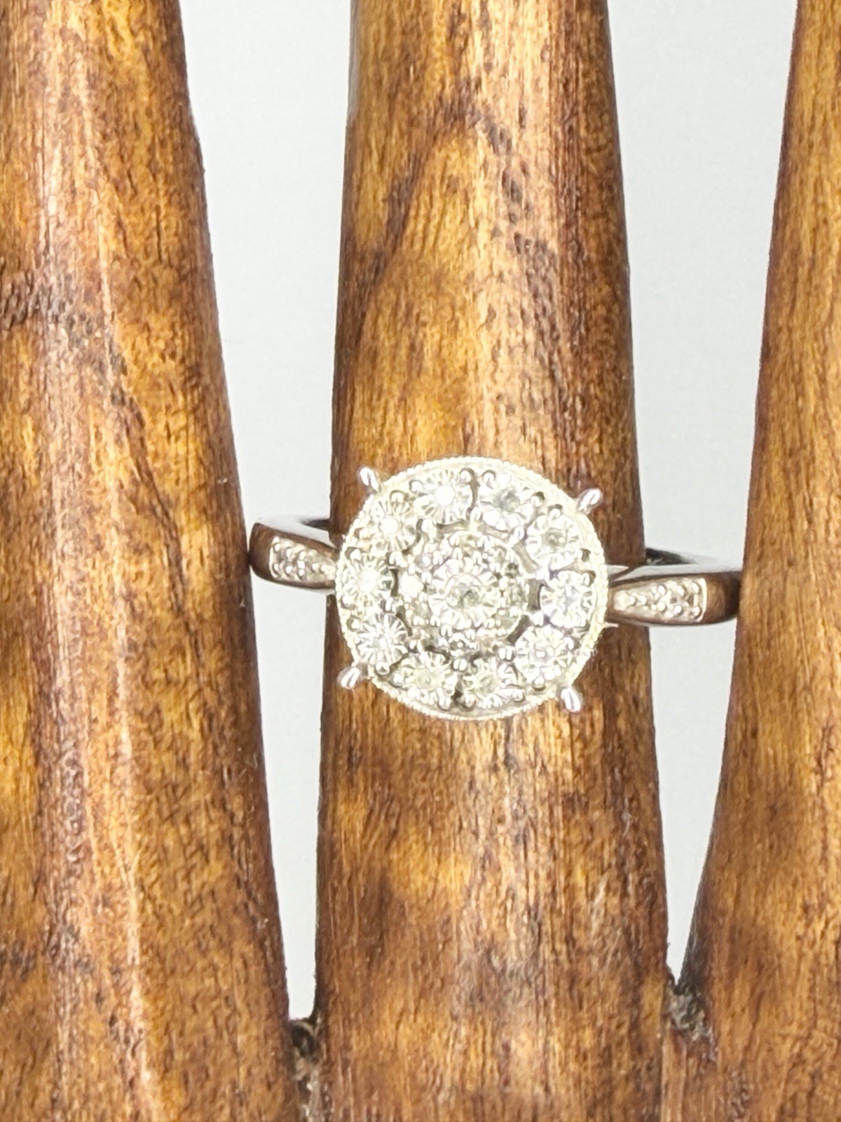SK9 Allure Gems 925 Sterling Silver Diamond Halo Cluster Ring Size 7.25 3.15g