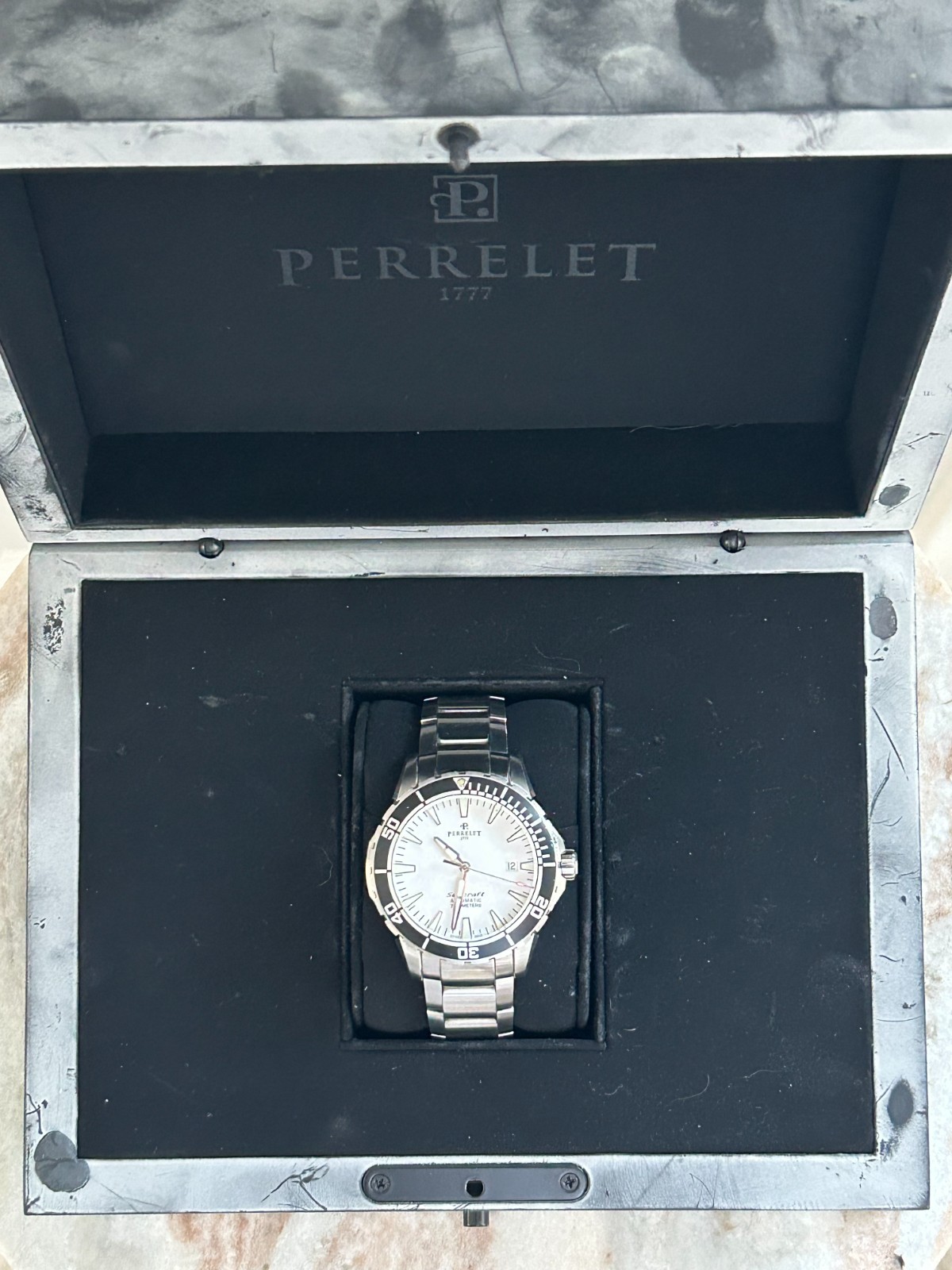 Perrelet Seacraft 777 Swiss Dive Watch