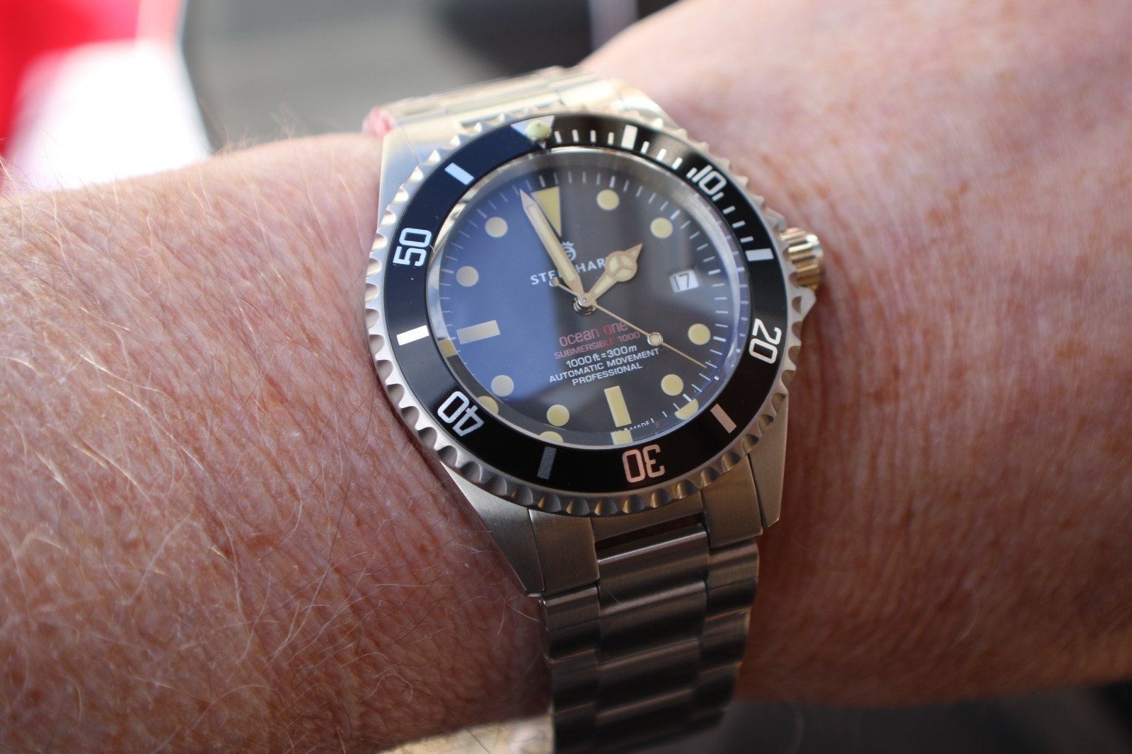 Steinhart Ocean One Premium 42mm. Boxes, Papers, Tags , A1 Condition.NOS