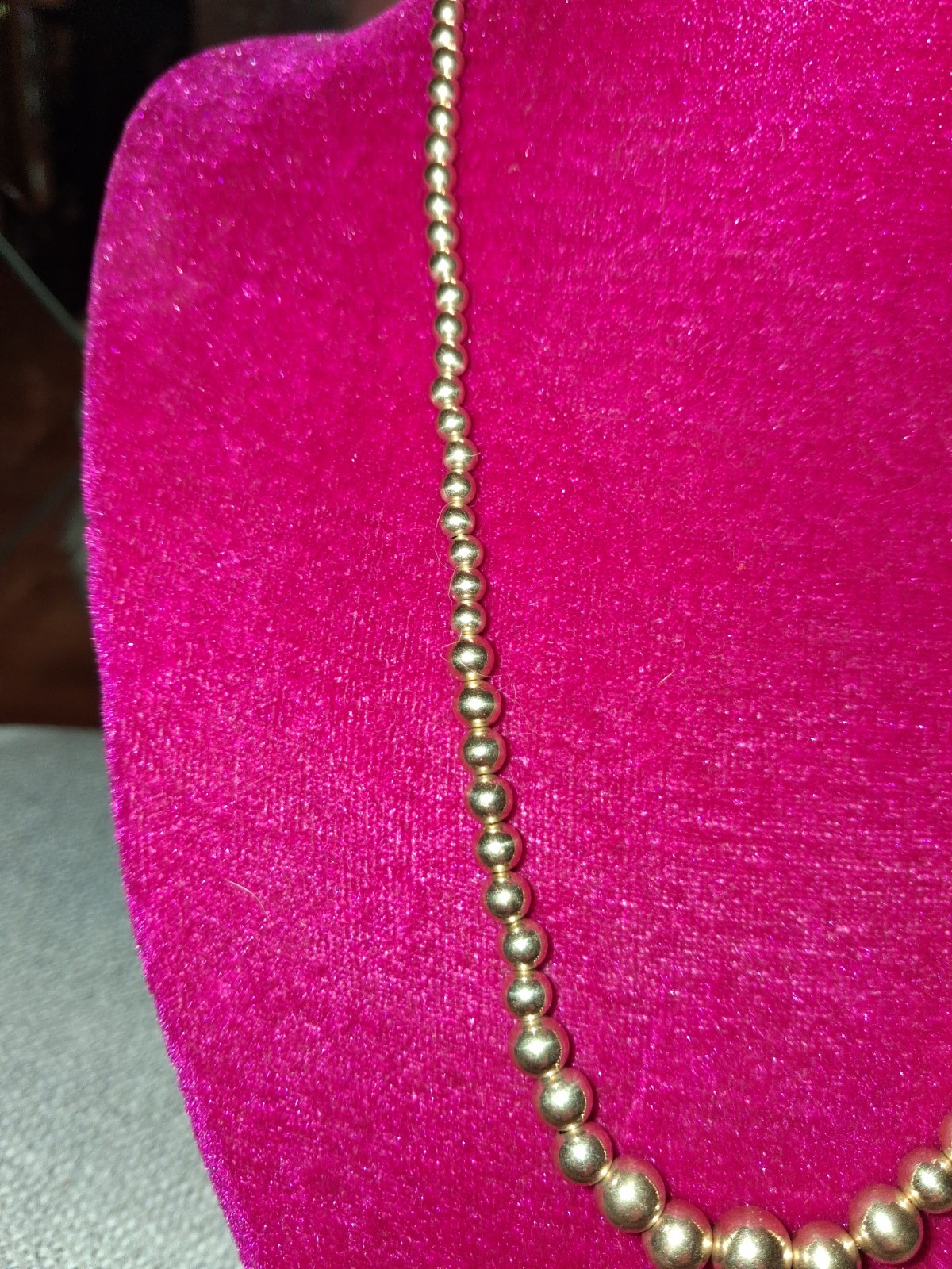 10k Gold Ball Beaded Necklace 3.44 Grams MEASURES 17 Inches