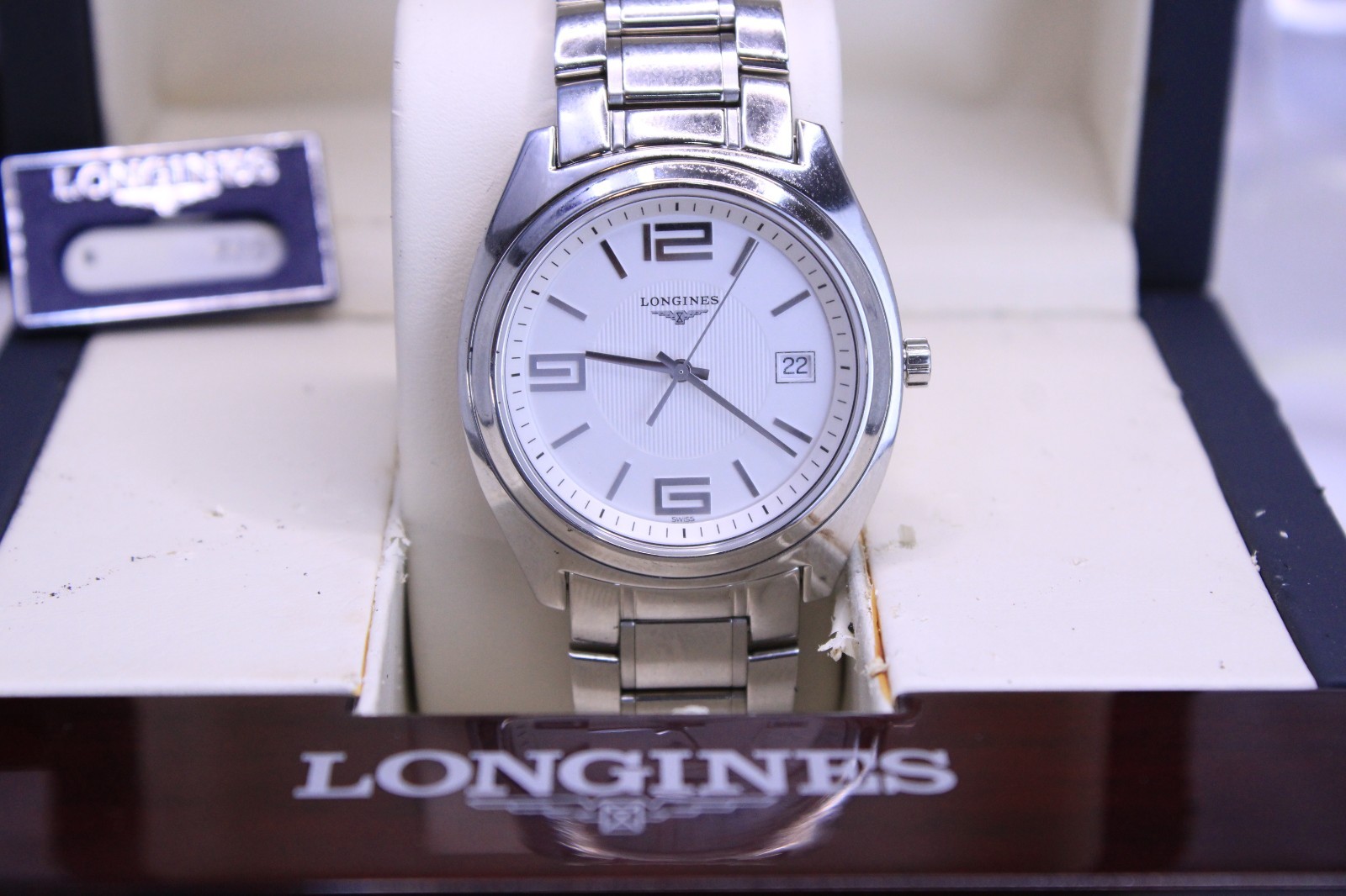 LONGINES Lungomare L3.632.4 Quartz Silver Dial Stainless Bracelet Men’s Watch