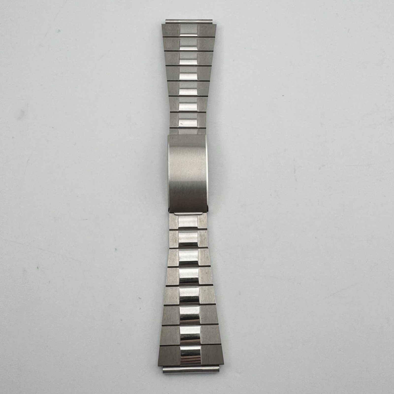 NOS Vintage Mens 22-25.5mm STL STELUX Buckle Stainless Watch Band 2