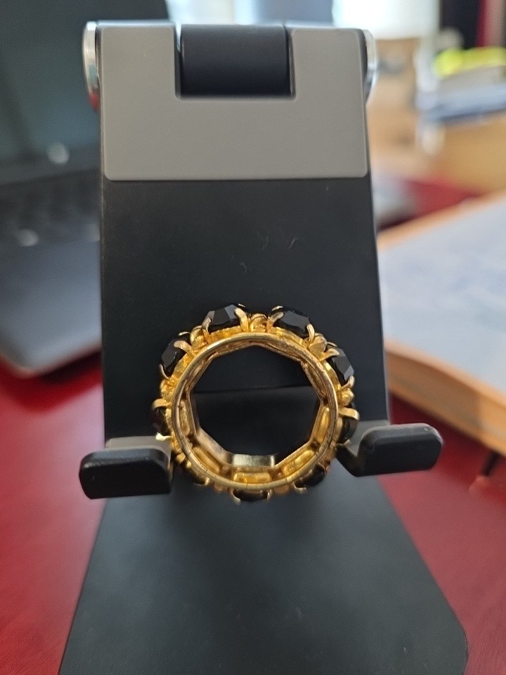 Gold Tone Black Onyx Prong Set Band 9 Stome Size 11. Unique LARGE ring