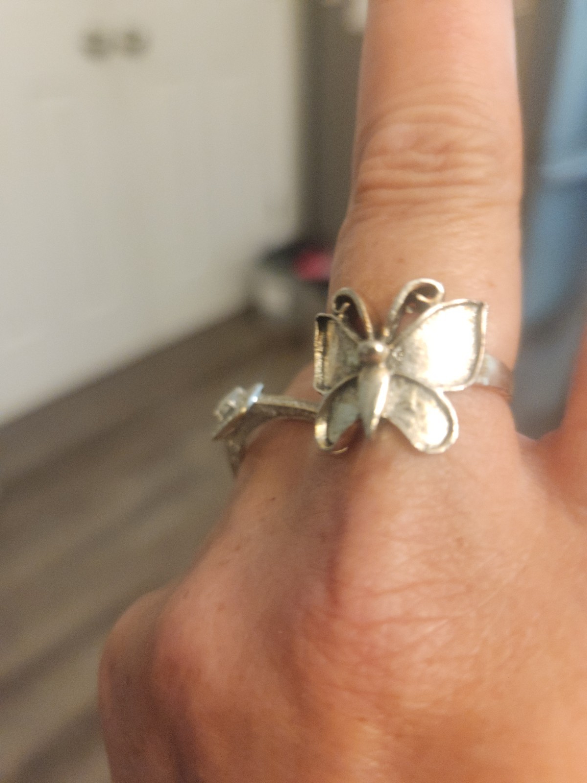 Silver Tone Butterfly Band Ring Metal No Stone Size 7 Animals & Insects