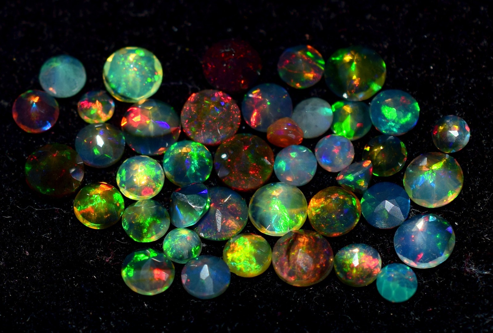 Ethiopian Black Opal Faceted Gemstone 3 To 5 MM Welo Opal Round Cut Stone