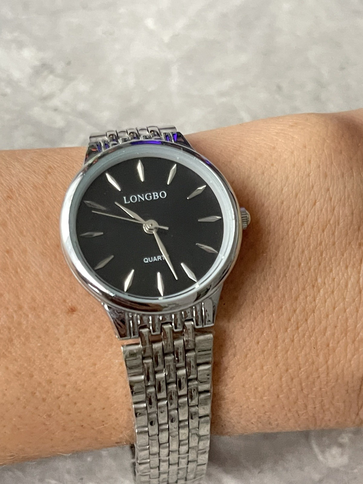 Longbo watch 80302L Silver Tone Bracelet Black Face Unisex AS19 Casual