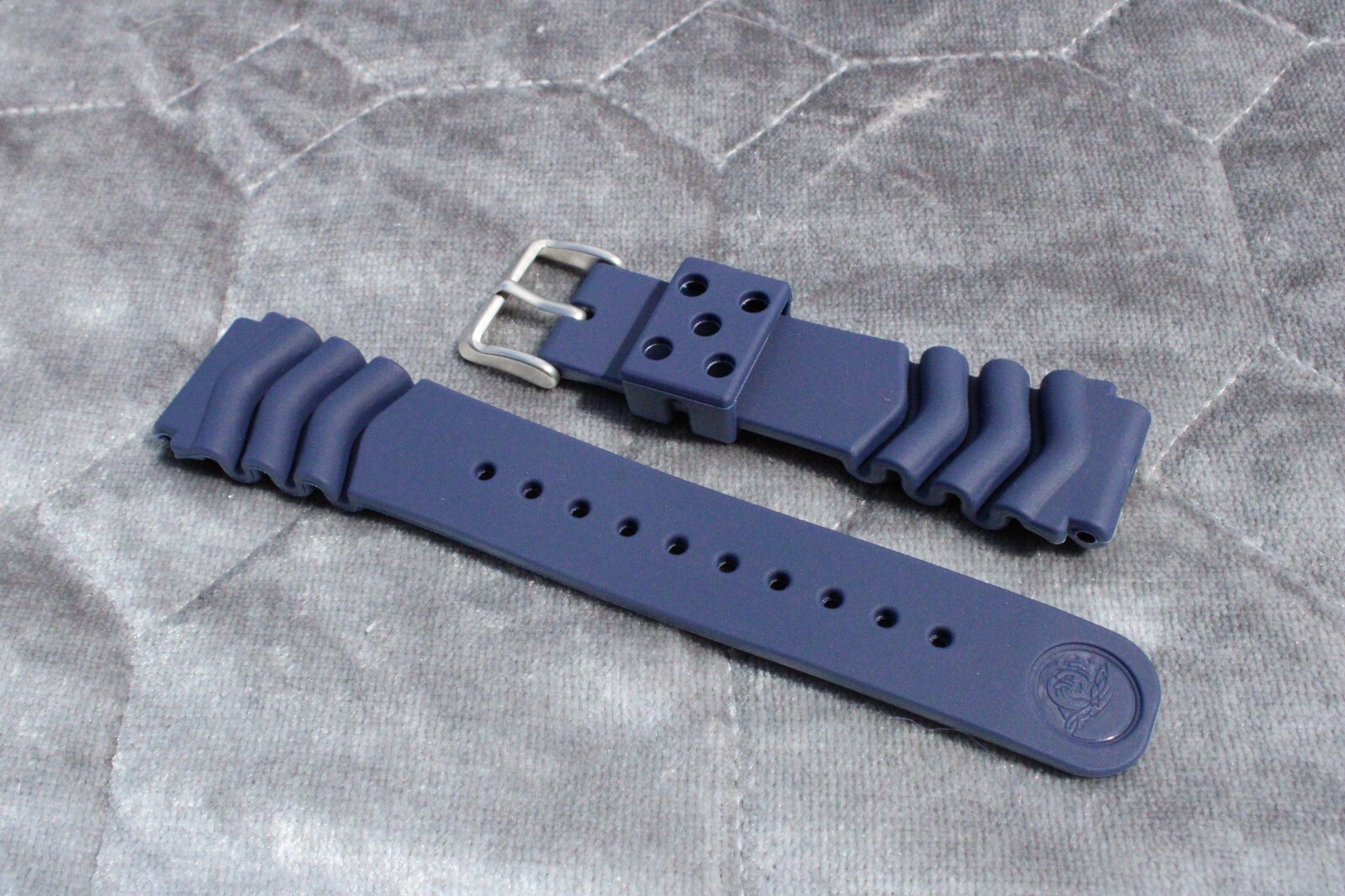 Genuine Seiko Z22 Watch Band Diver SKX171SKX173 18-22mm Black Rubber Curved Vent