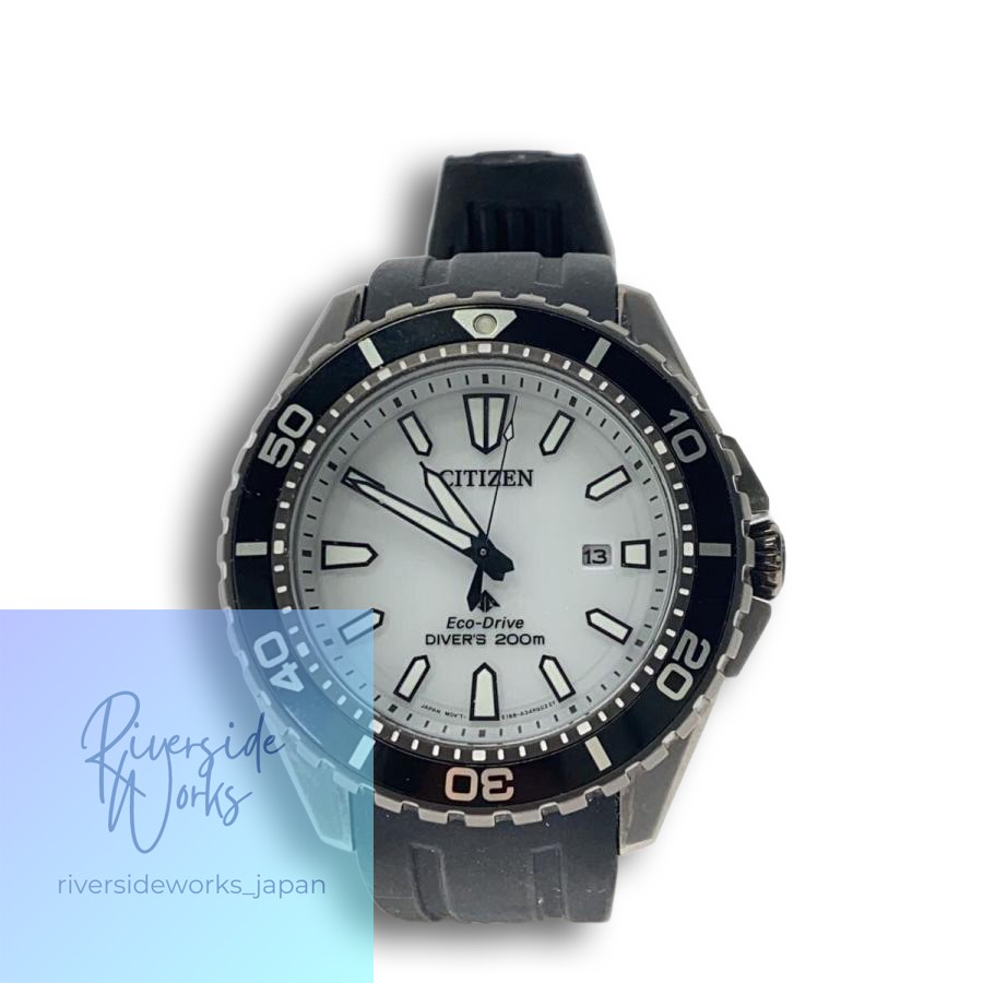 CITIZEN Solar Analog Rubber Watch WHT BLK E168-003FR09