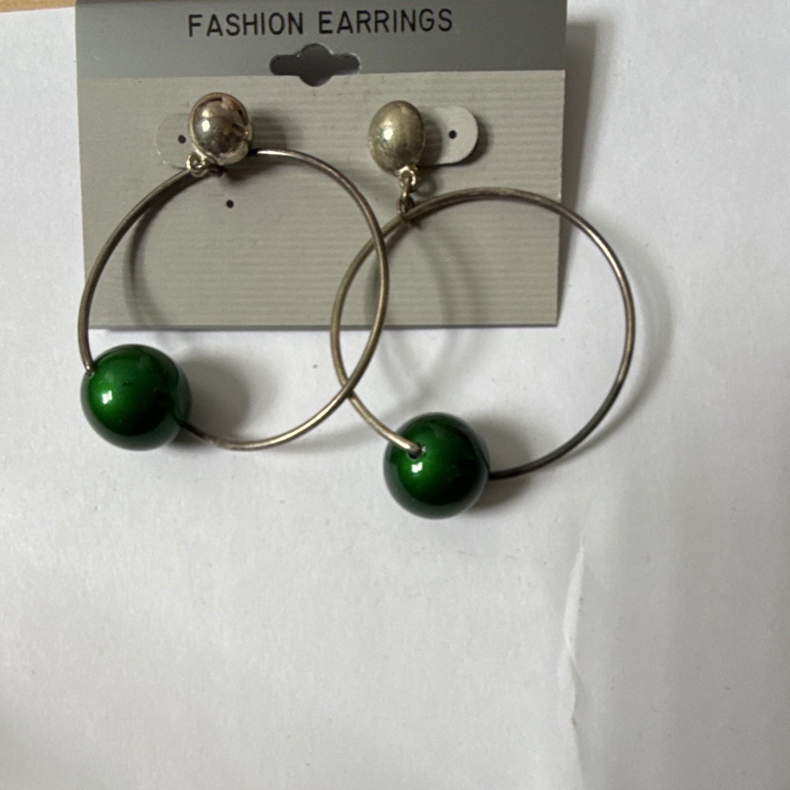 Green Silver Tone Round Hoop Dangle Earrings Metal Plastic Butterfly Back 2in