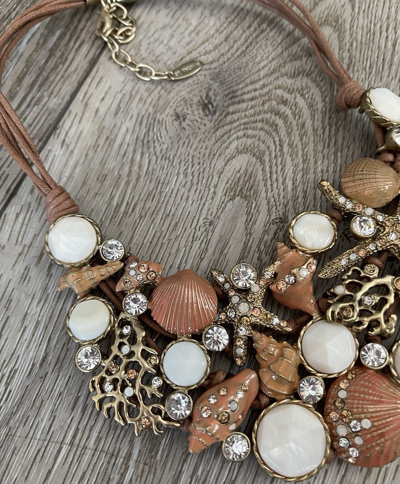 ST THOMAS Nautical Shell Beach Ocean Theme Statement Bib Necklace 18” to 20”