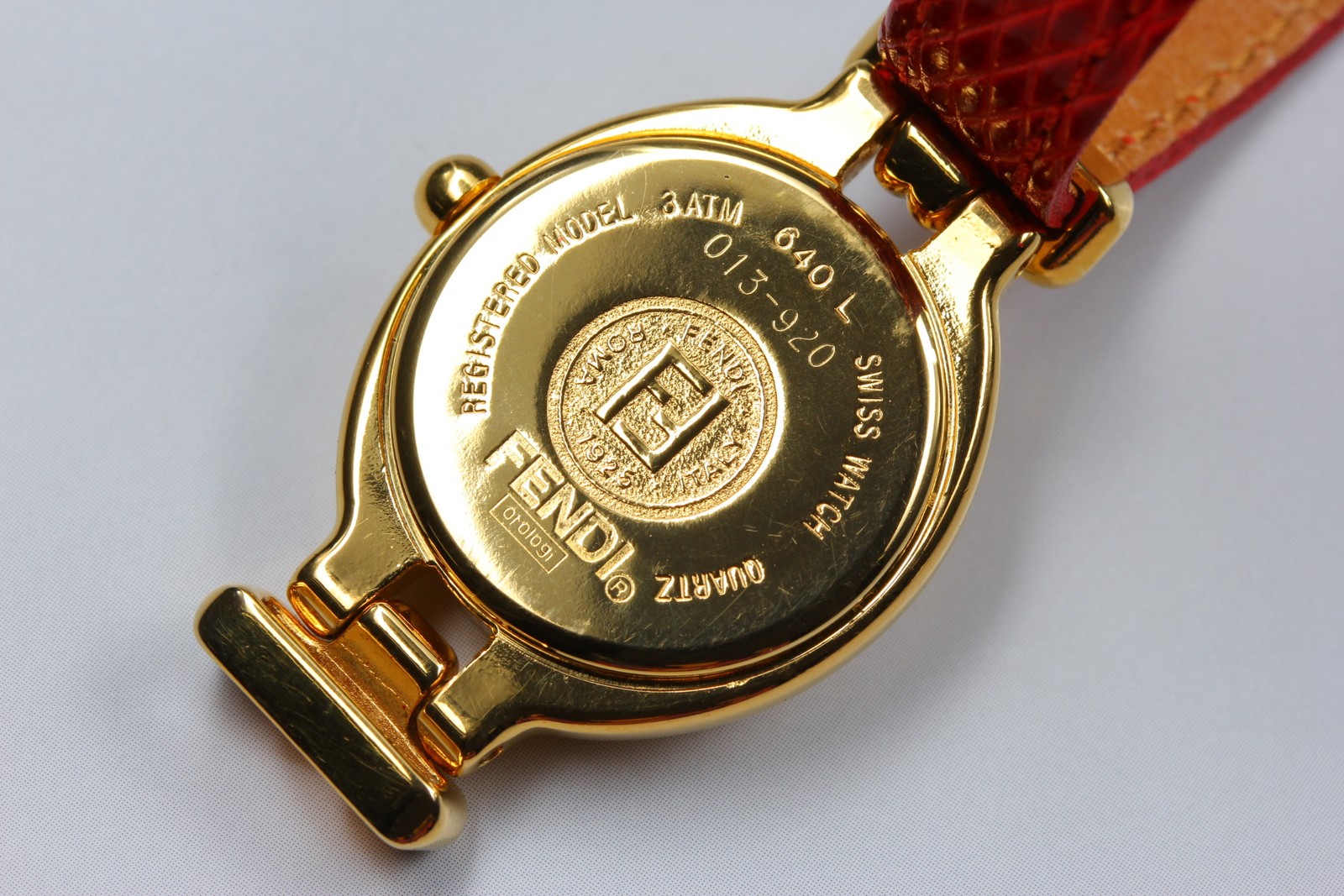 Vintage FENDI 640L Chameleon 5 Colors Belt Gold Women’s Quartz Watch [Box]