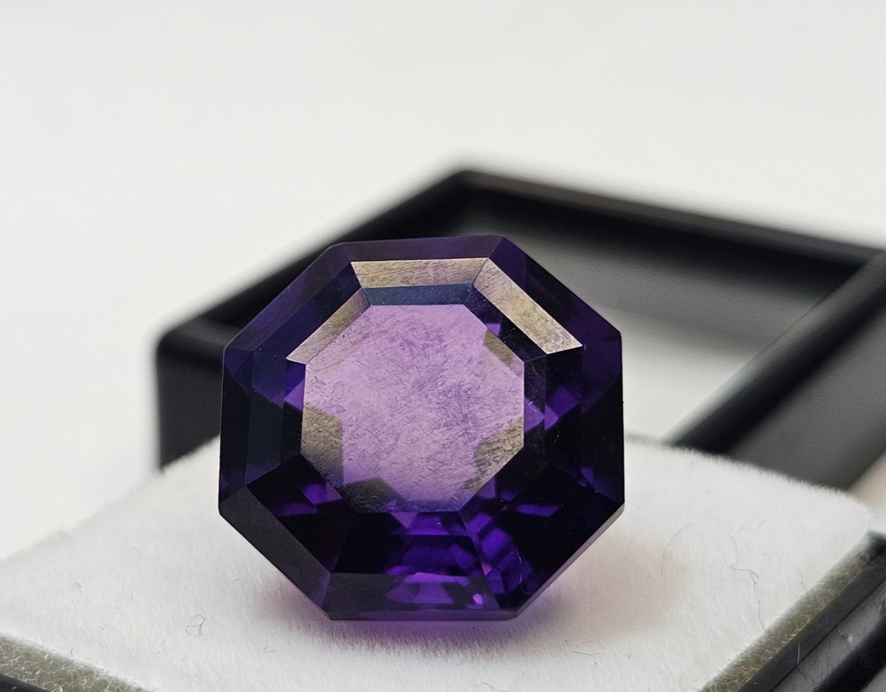 Amethyst 12+ Ct Natural Purple Hexagon Cut Loose Gemstone For Ring & Stud Making