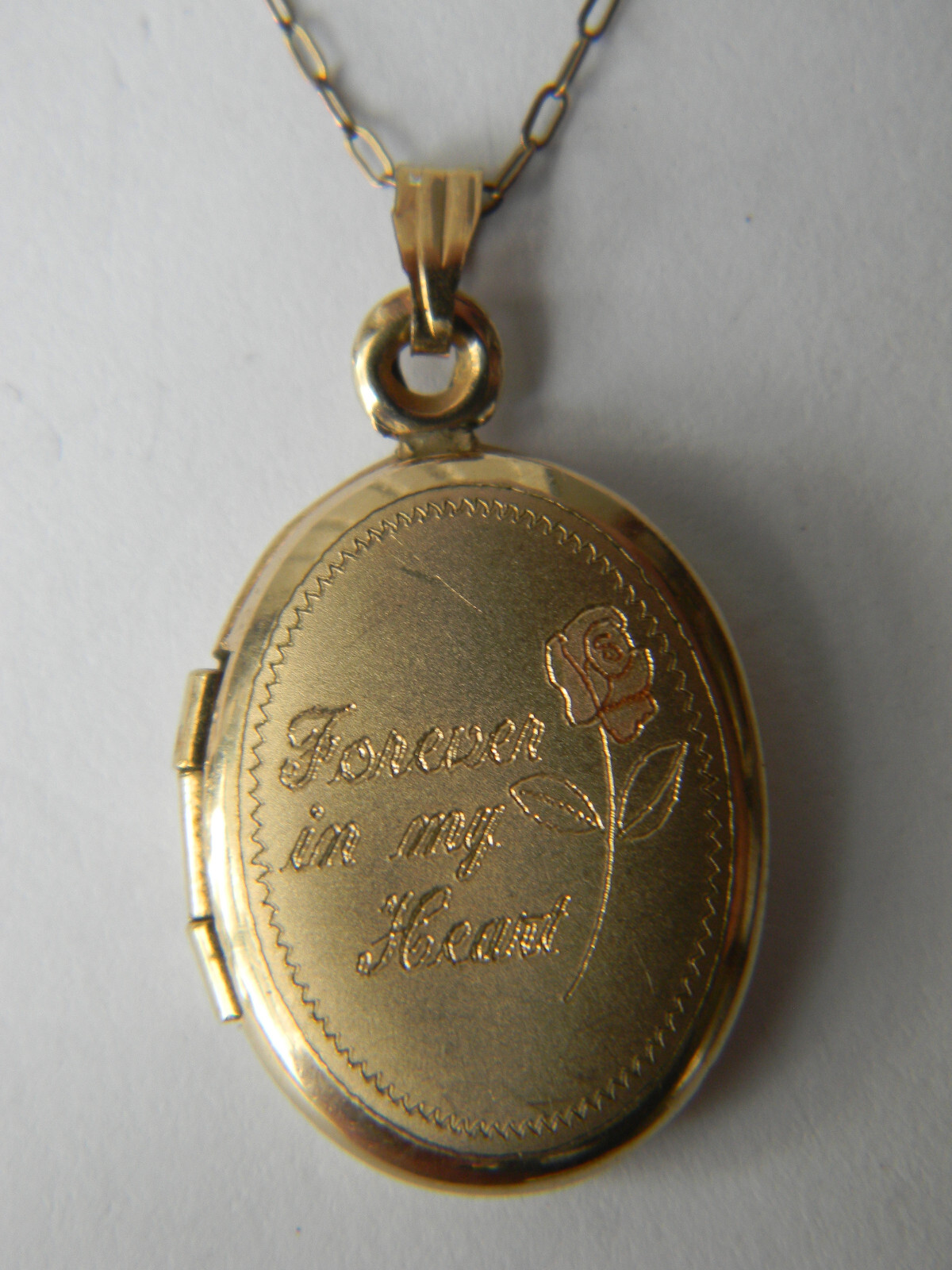 Vintage c1990s 14k Gold Filled Oval Locket & Chain Unused Forever in my Heart