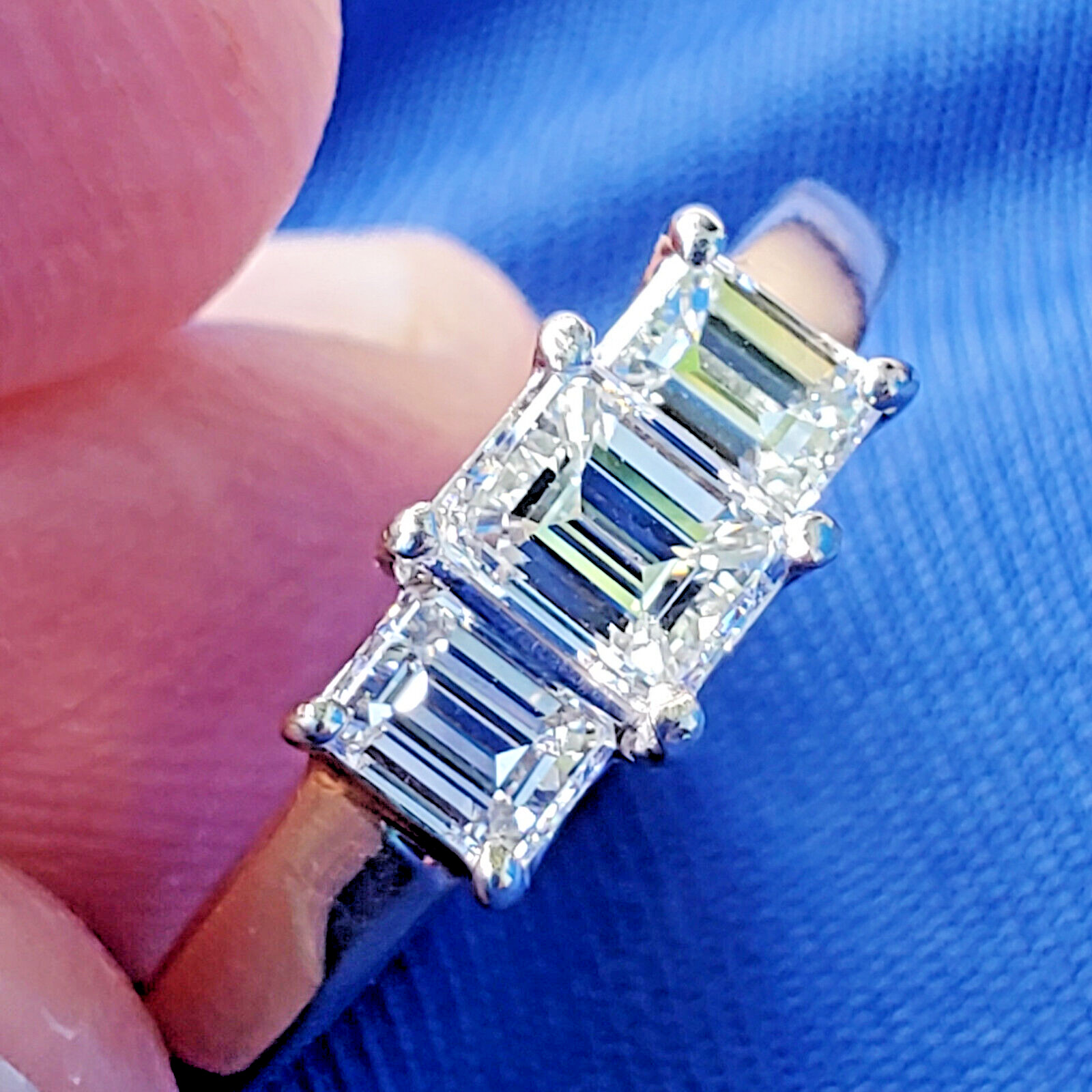 Original EARTH MINED DIAMOND Emerald cut Deco Engagement Ring Vintage 3 stone 7