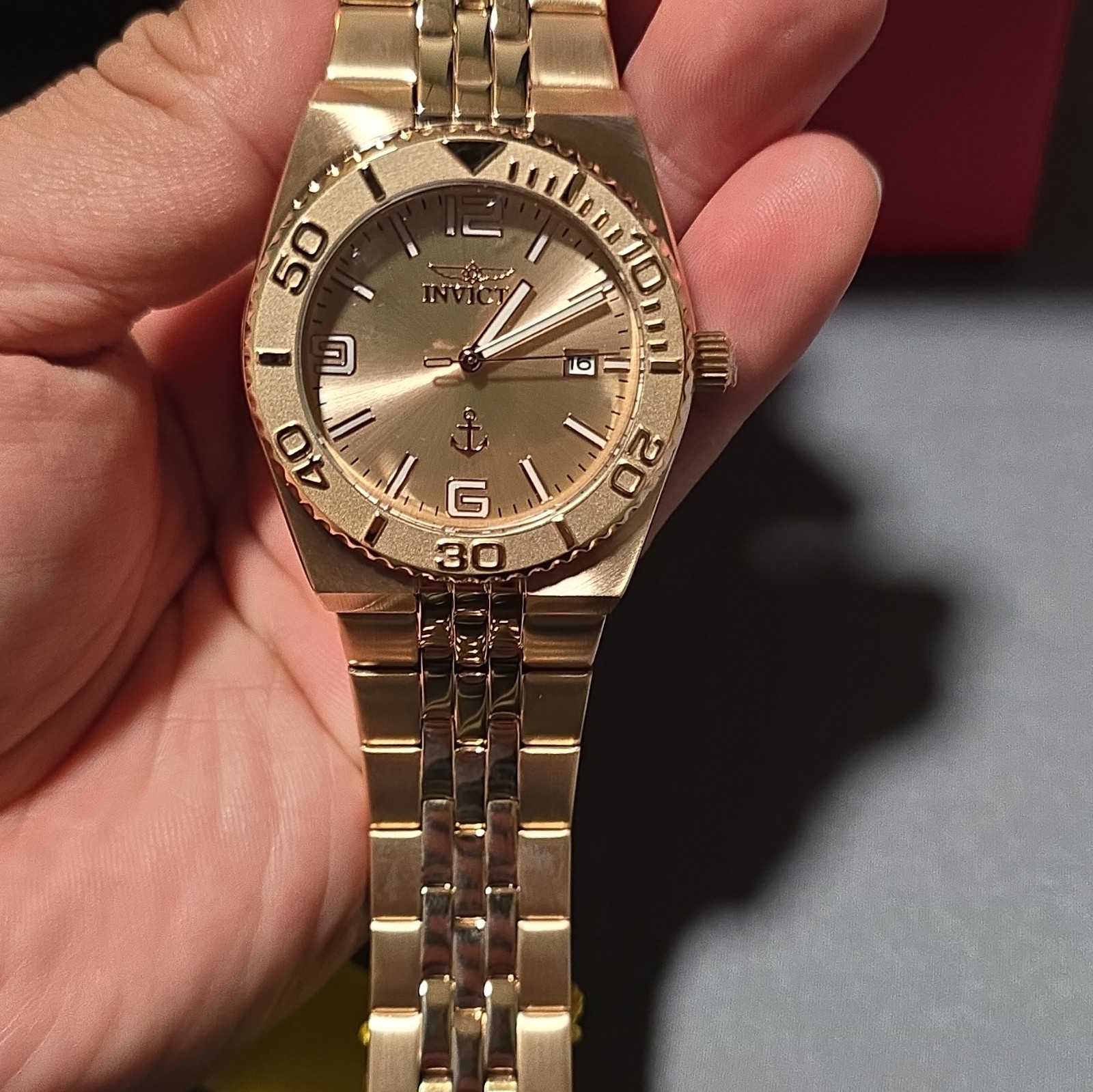 Invicta Pro Diver Quartz Analog Gold SS Bracelet Date 100m 38mm w/ Box