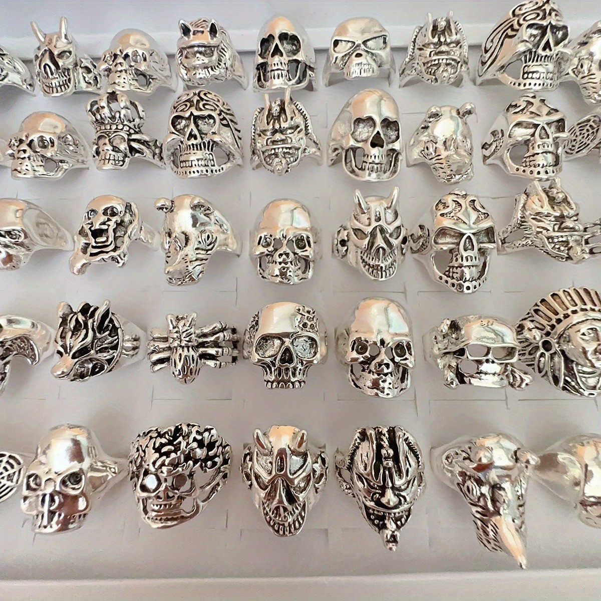 50/100Pcs Wholesale Vintage Skull Rings Punk Cool Goth Ring Set Chunky Retro Y2K