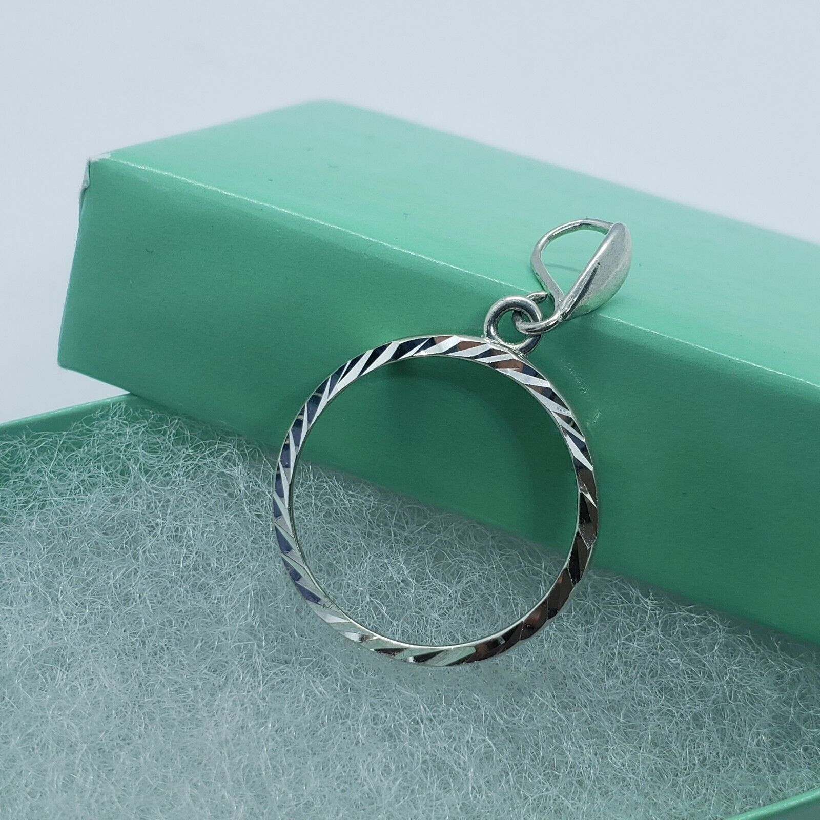 925 Sterling Silver Diamond Cut Bezel 22mm Coins Prong Back 5 Cent Nickel Coin