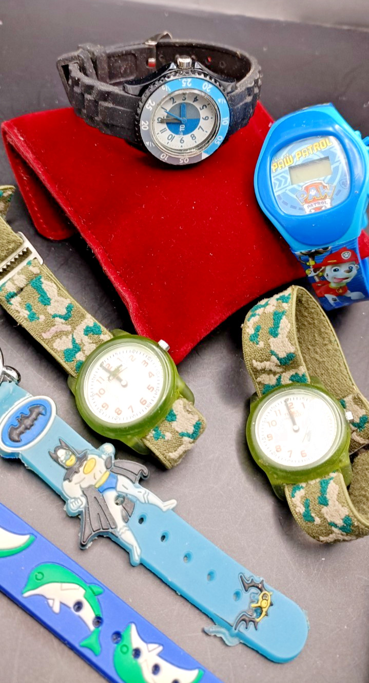 Bundle of 8x Boys Vintage & Modern Watches Inc PAW PATROL UNTESTED LOT B