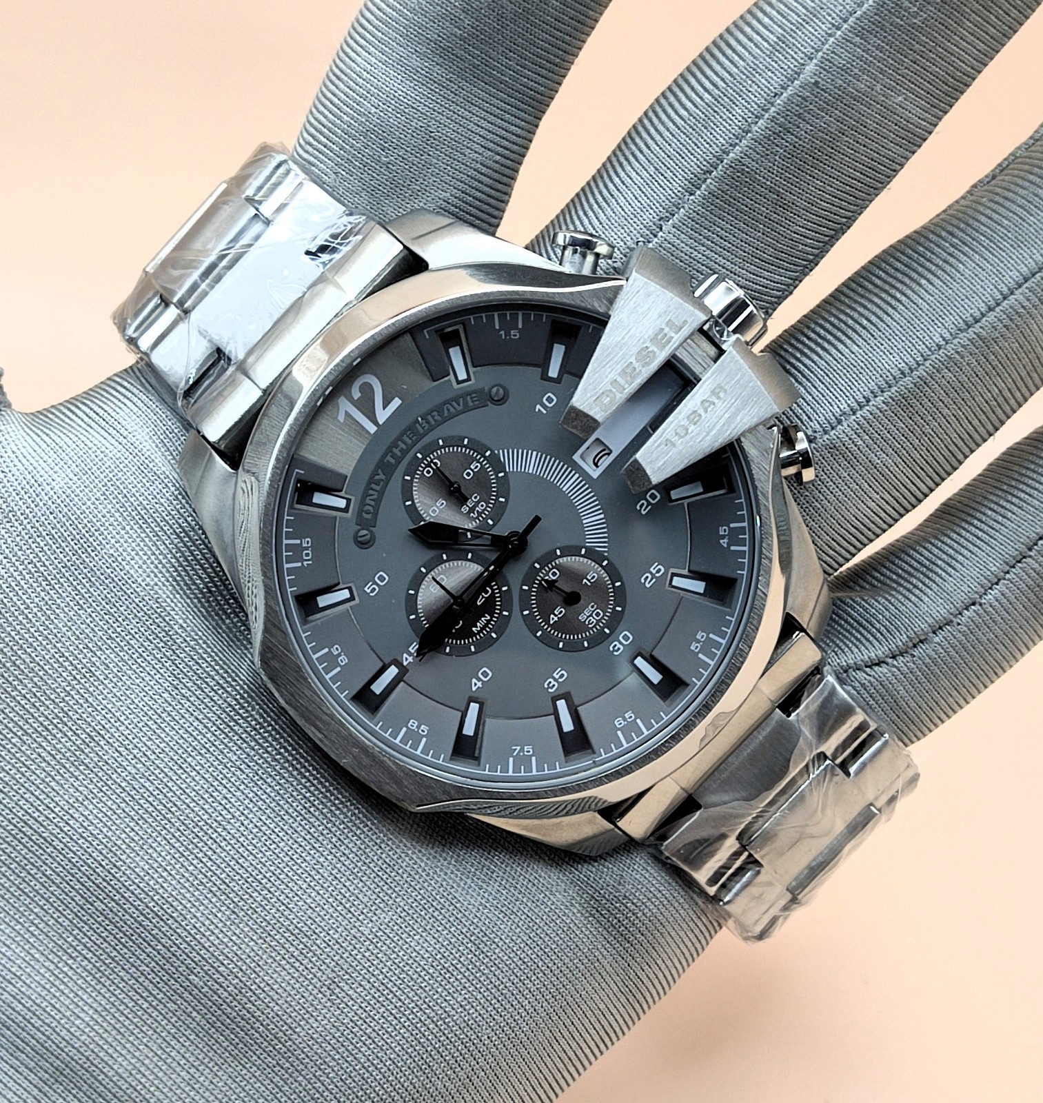 Luxury Diesel Only The Brave 10 Bar Gray Dial Refurbished Men’s Wrist Watch