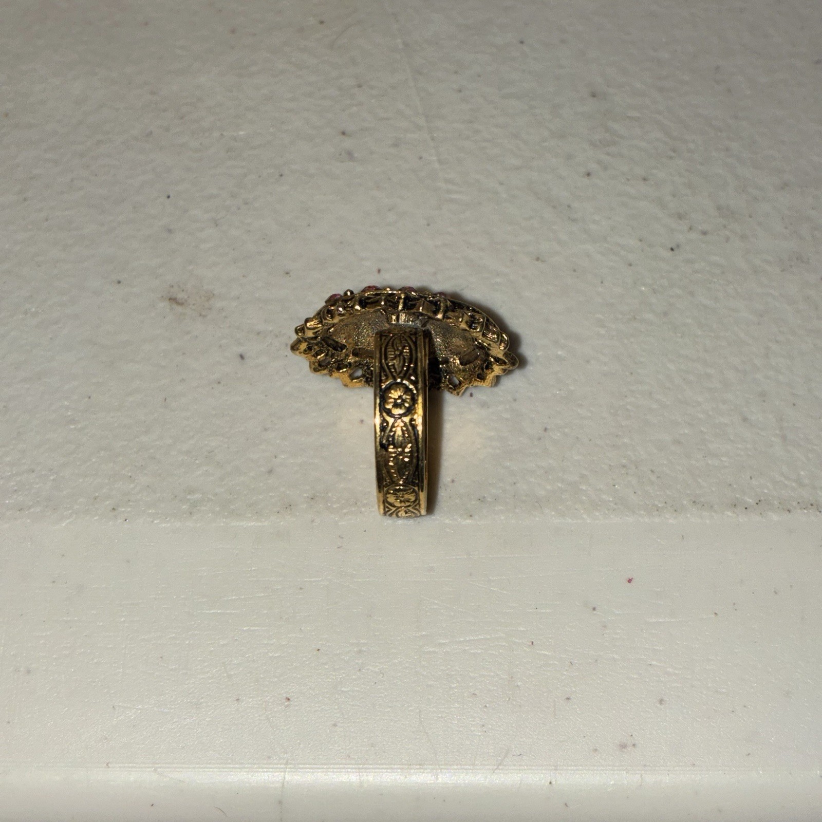 Gold Tone Cocktail Cluster Ring Size 7 Oval Pink & Red Crystal Rhinestones