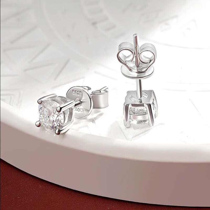 0.2-4CTW D Color Real Round Cut Moissanite Stud Earrings 925 Sterling Silver