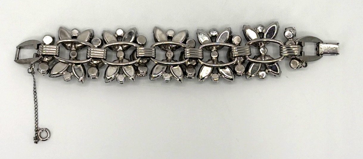 JULIANA Frosted Olive Green Navettes Set Bracelet Brooch Earring Ref# 1372, 6420