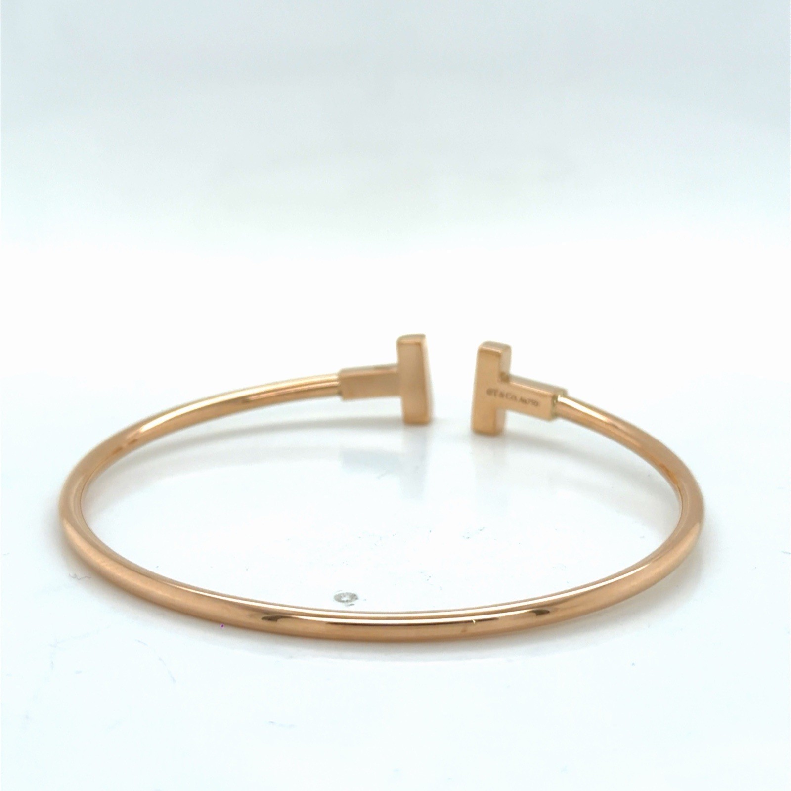 Tiffany & Co. T Wire Bracelet 18k Rose Gold Size Medium 6.25 in