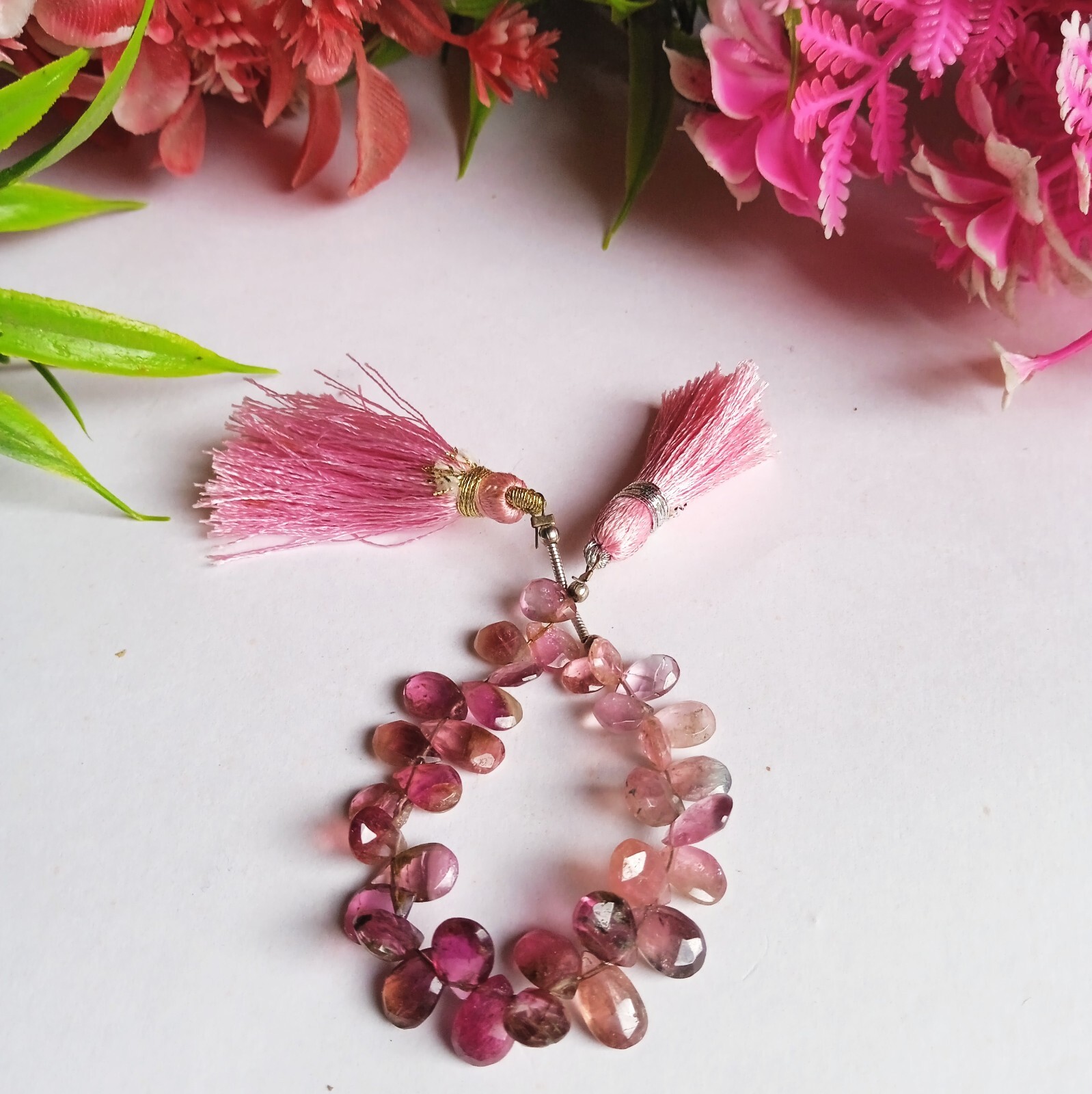 28 Carat 7×5 to 9×6 MM Natural Watermelon Pink Bi Color Tourmaline 4 Inch Beads