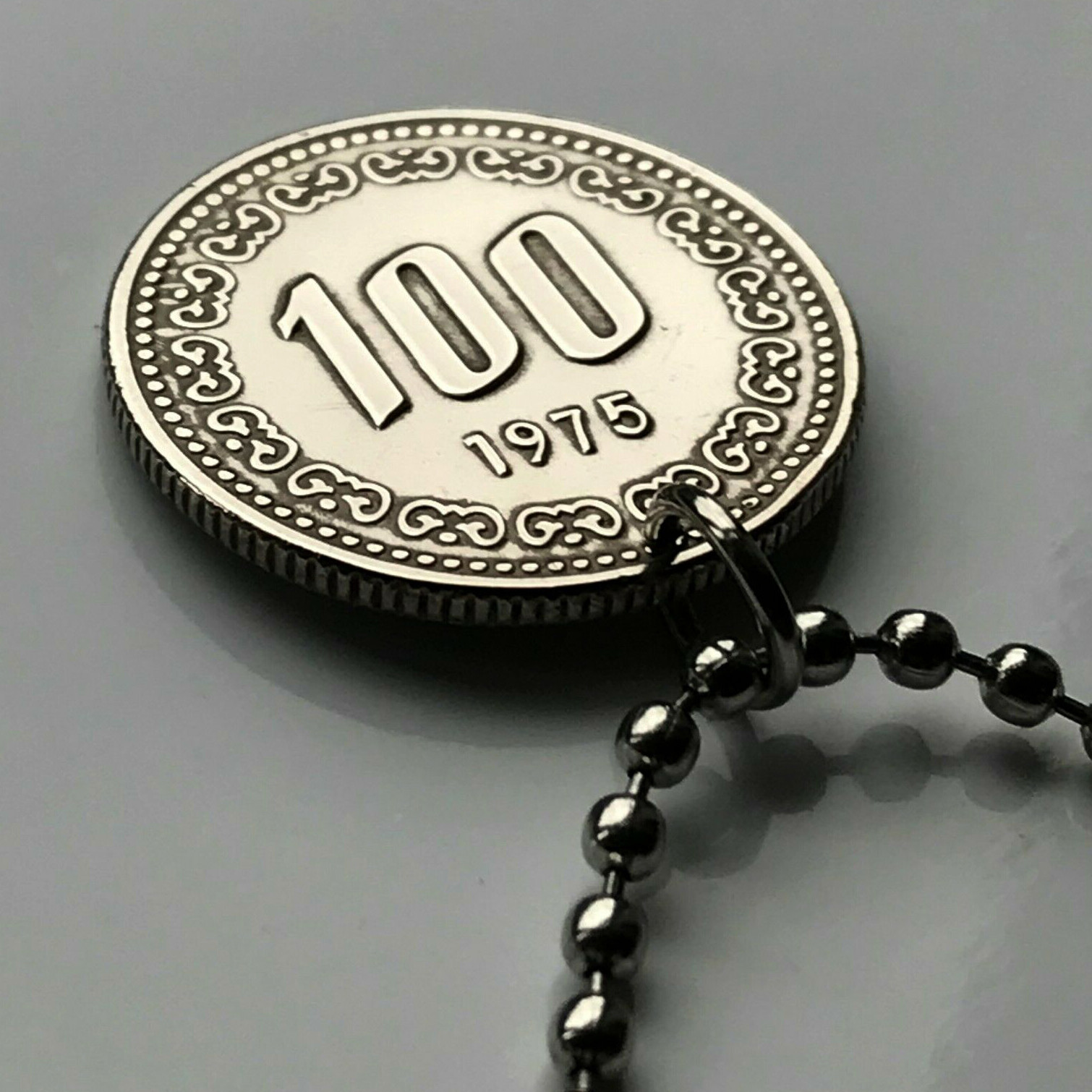 South Korea 100 Won coin pendant Admiral Yi Sun-sin Seoul Busan Daegu n000554