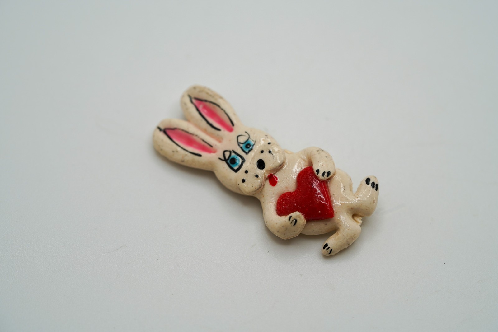 Vintage Eastern Bunny Rabbit Pin 3.6cm JB39