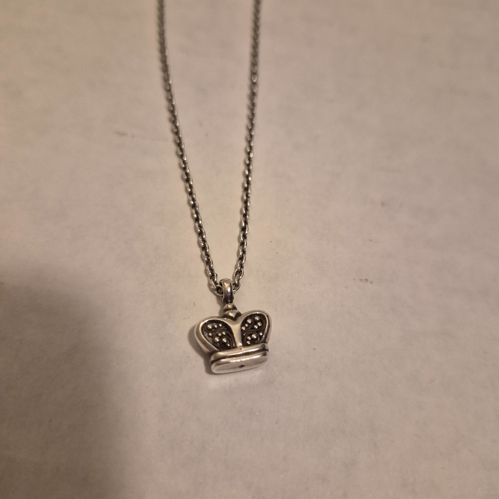 Crown Pendent Necklace with Oxidized Finish Indonesia 925 Lois Hill 9.5″ Used