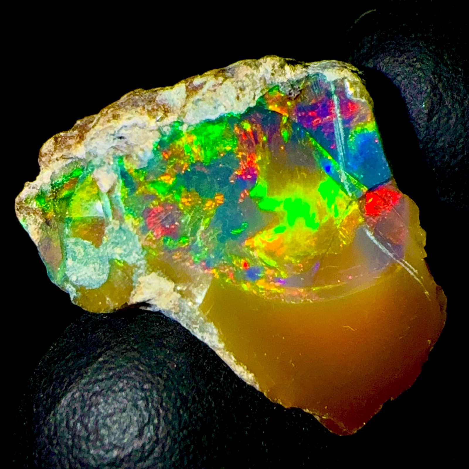 dry opal, Black fire opal rough, Natural Ethiopian opal gemstone 26 Ct 25×18 mm