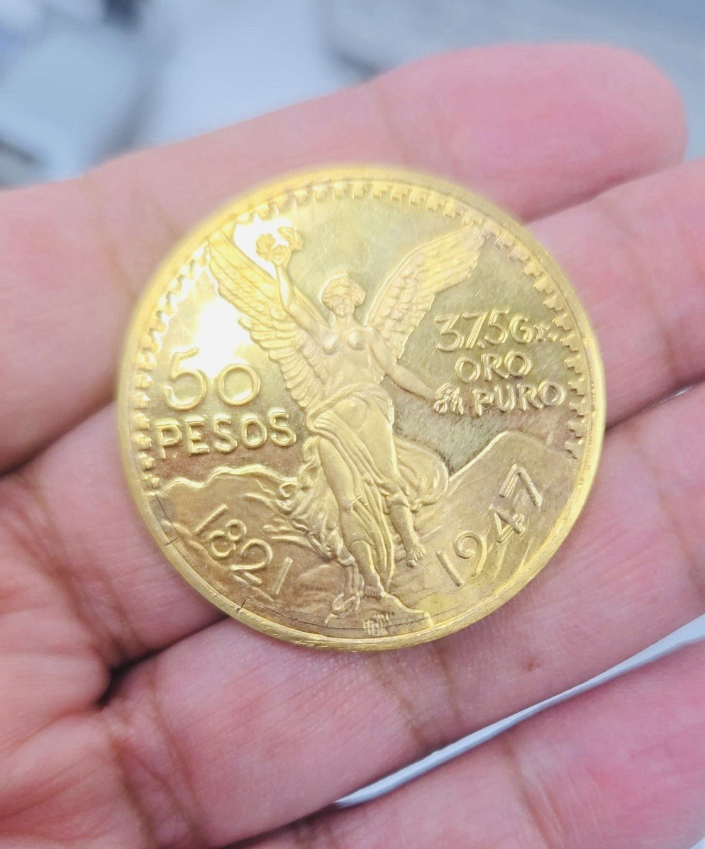 Centenario Coin Custom Solid Yellow 10k Gold 50 Pesos 1947 Mexico Mexican Coin
