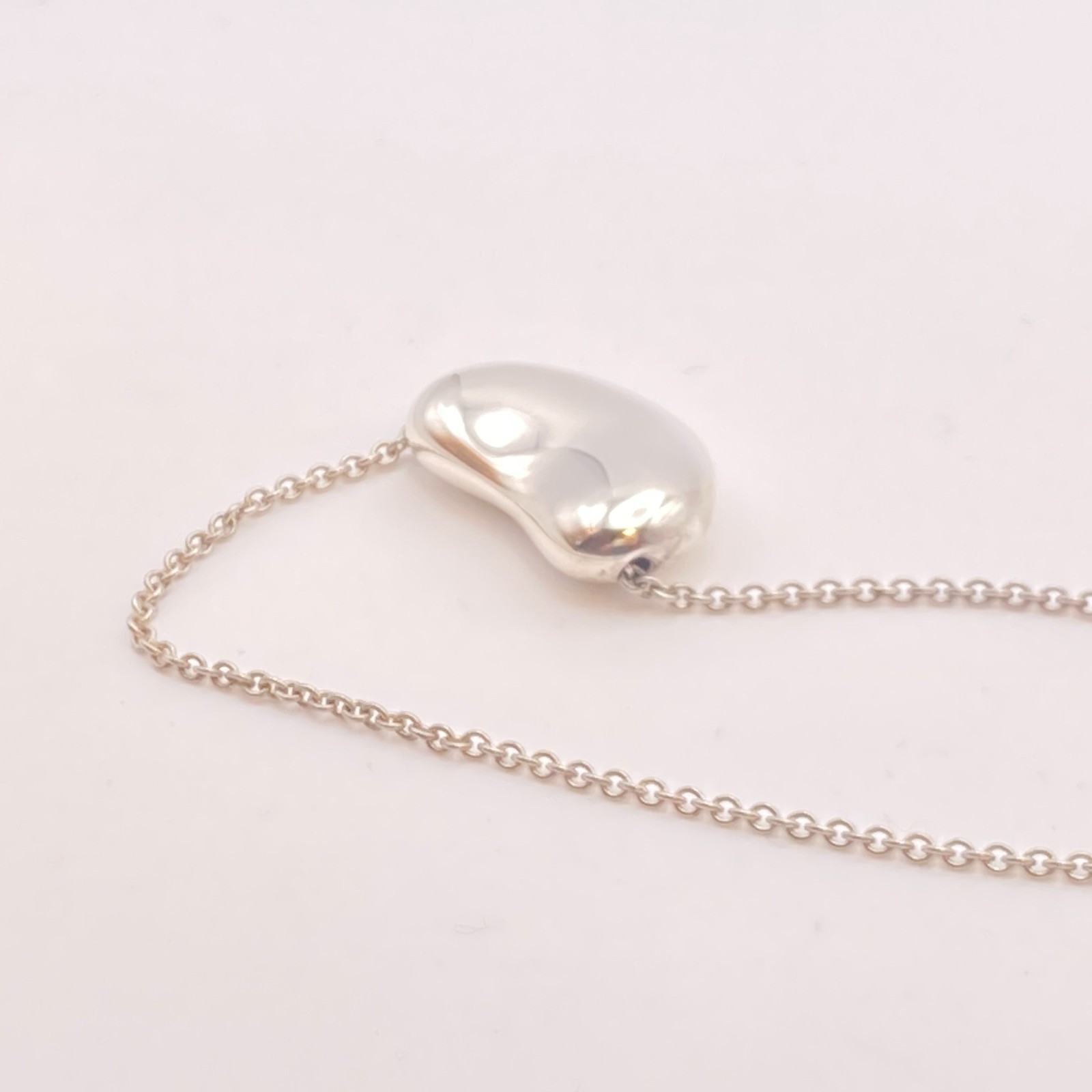 Tiffany & Co. 21mm Bean Pendant Necklace 16″ Silver 10.9g