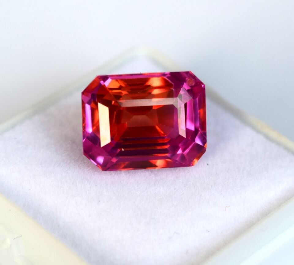Flawless Natural Sapphire (Pitambari) Emerald Shape Certified 15.45 Ct Gemstone