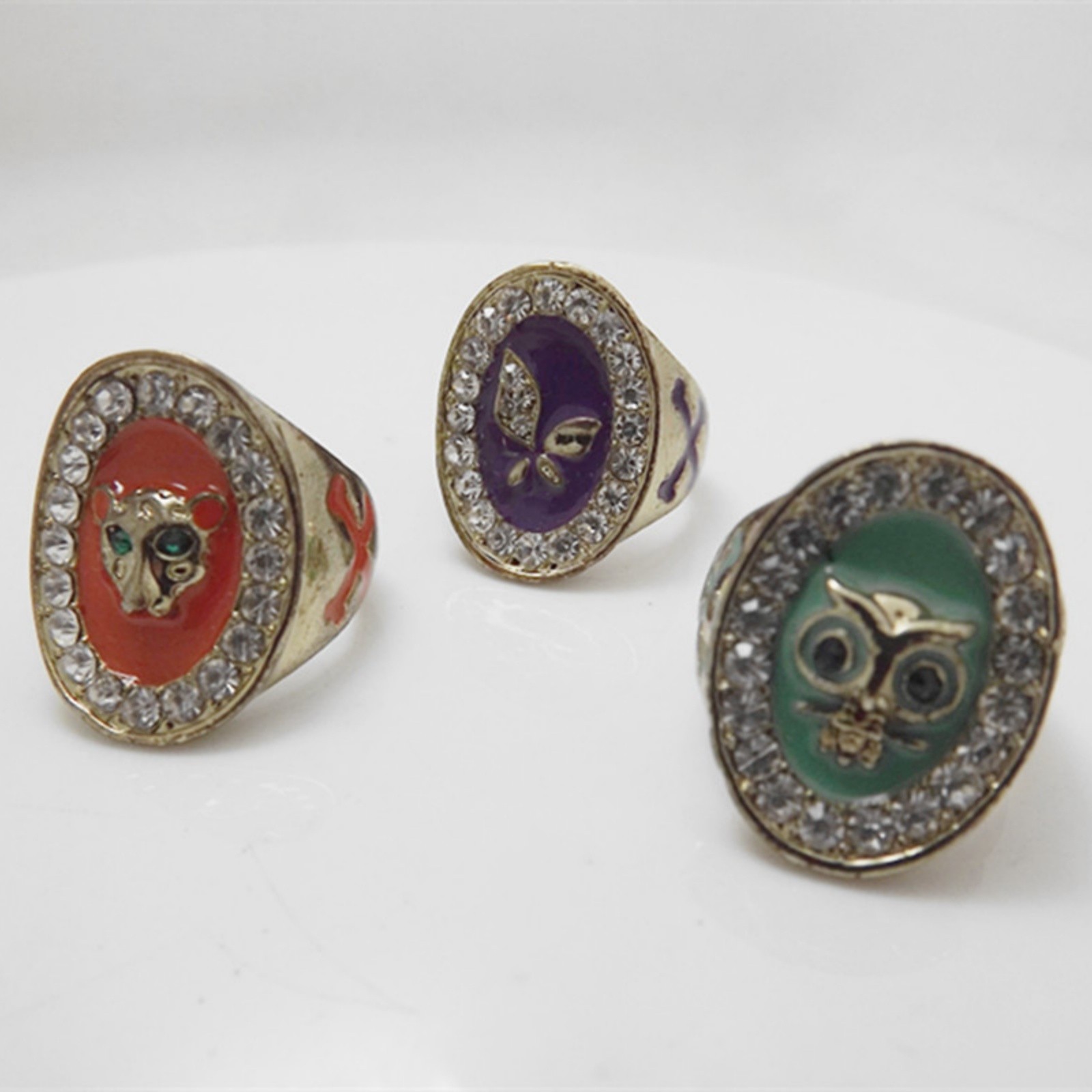 28 Pcs Vintage Enamel Signet Rings Oval Zircon Mixed Design Alloy Jewelry Set